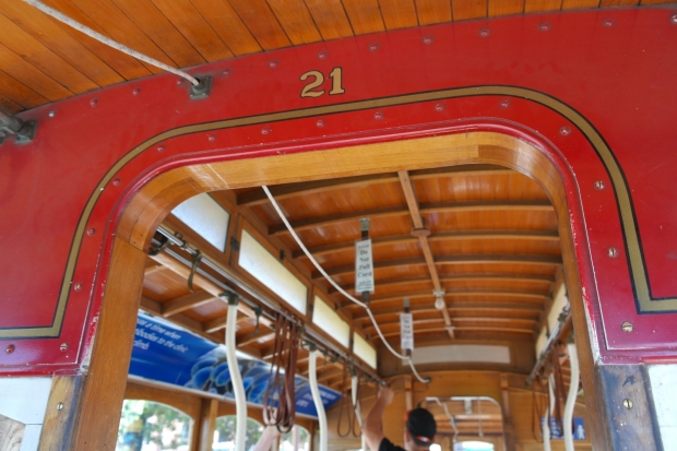 Wnętrze tramwaju linowego