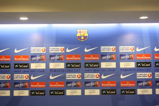 Ścianka z logosami sponsorów